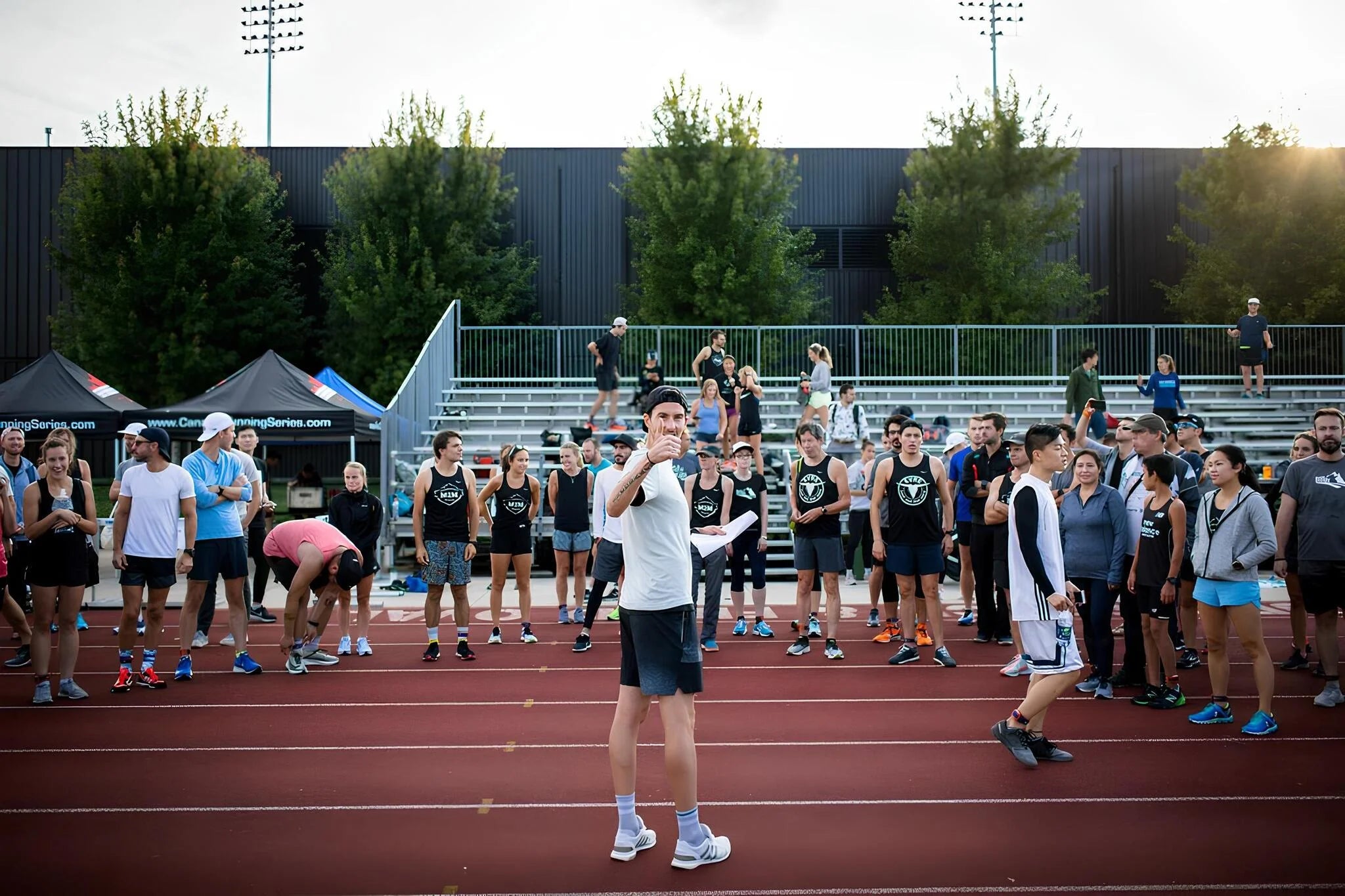 Rob Watson Coaching A Group of Runners
