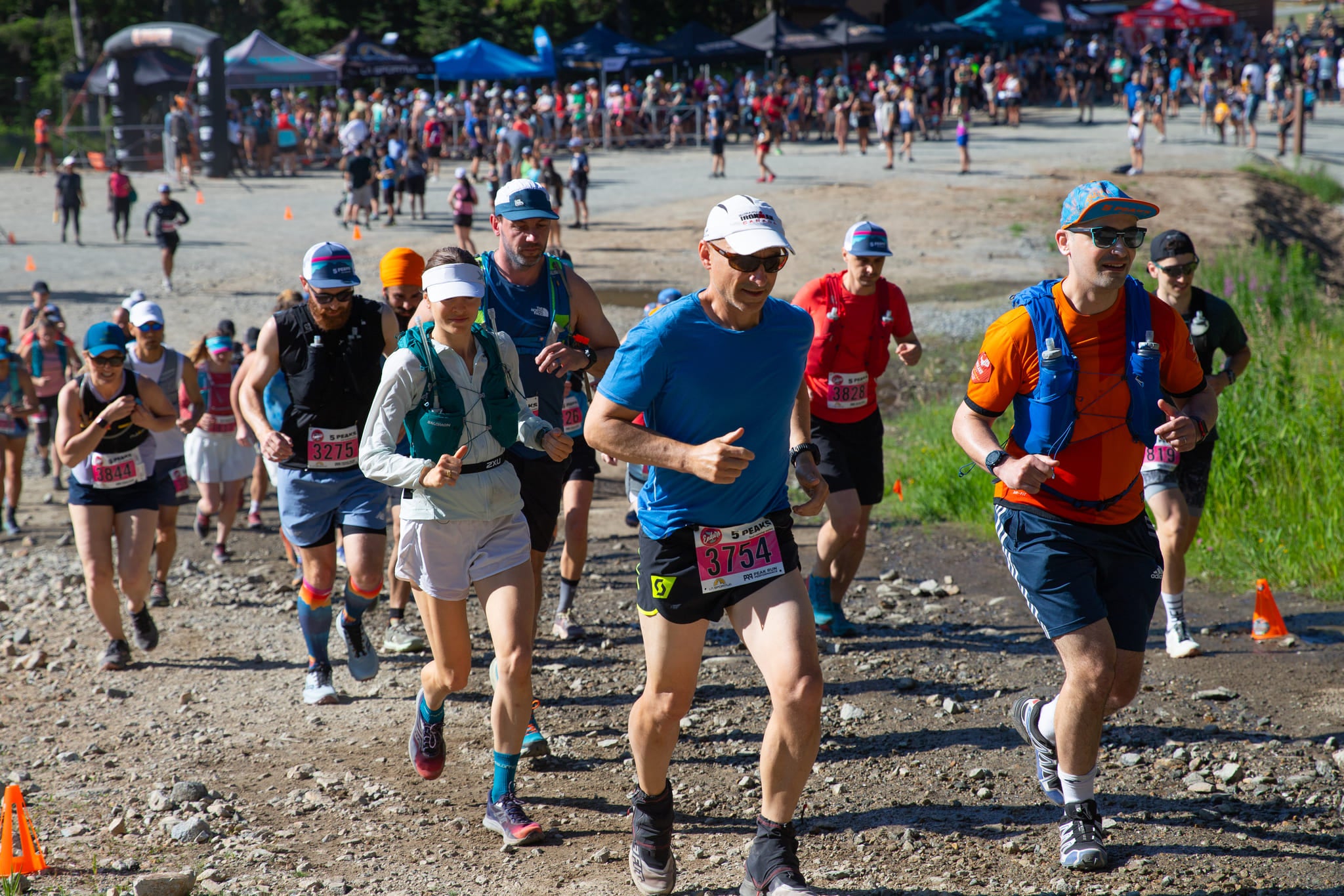 Racers setting off at 5 Peaks Cypress 2024